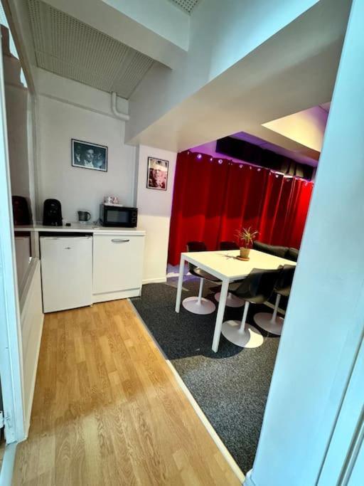 Experience Cinema Immersif Dans Appartement Renove Pres De Montmartre Paris Ngoại thất bức ảnh