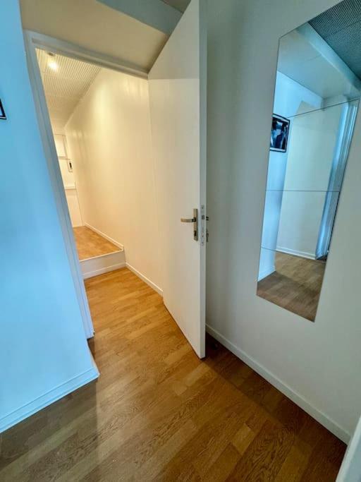 Experience Cinema Immersif Dans Appartement Renove Pres De Montmartre Paris Ngoại thất bức ảnh